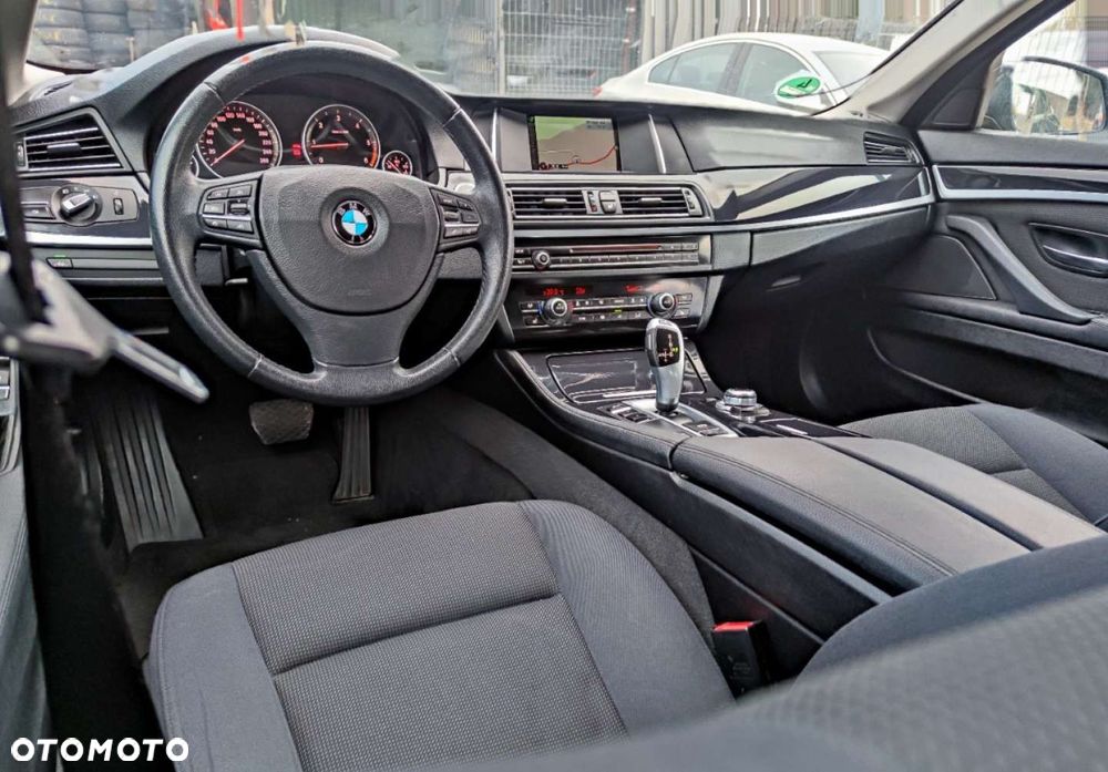 BMW Seria 5 - 33