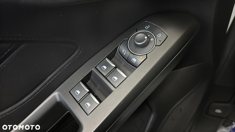 Ford Focus 1.0 EcoBoost Titanium X - 31