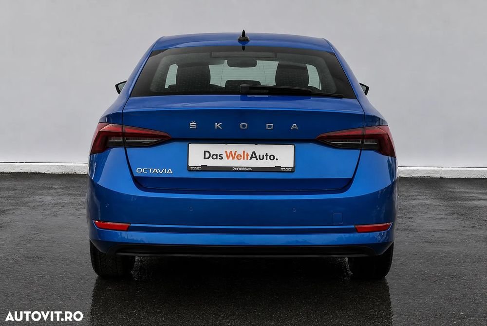 Skoda Octavia 2.0 TDI DSG Ambition - 9