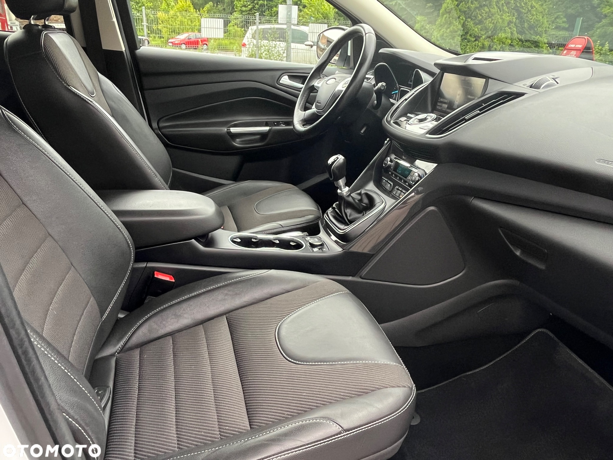 Ford Kuga 1.5 EcoBoost 2x4 Individual - 20