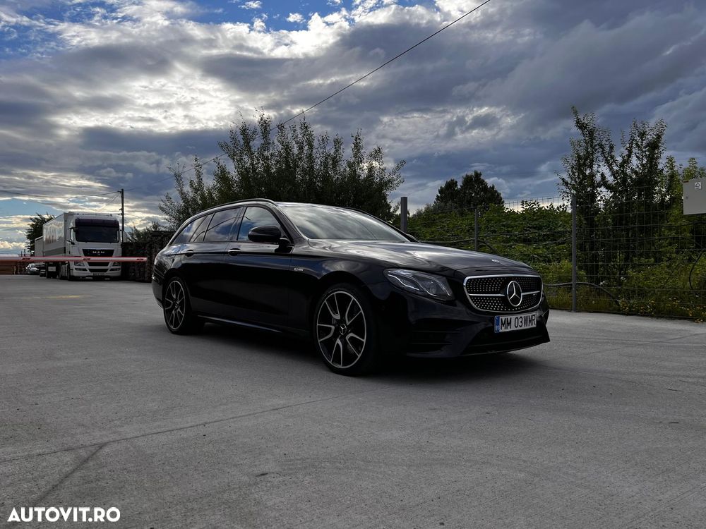 Mercedes-Benz E - 15
