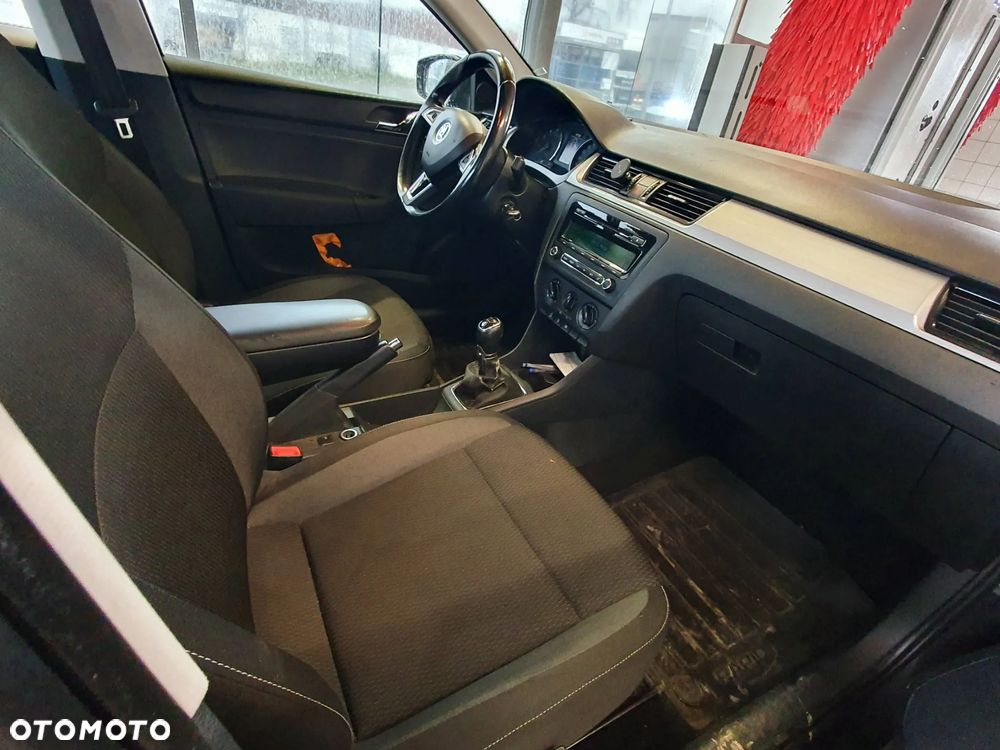 Skoda RAPID 1.2 Active Max - 4