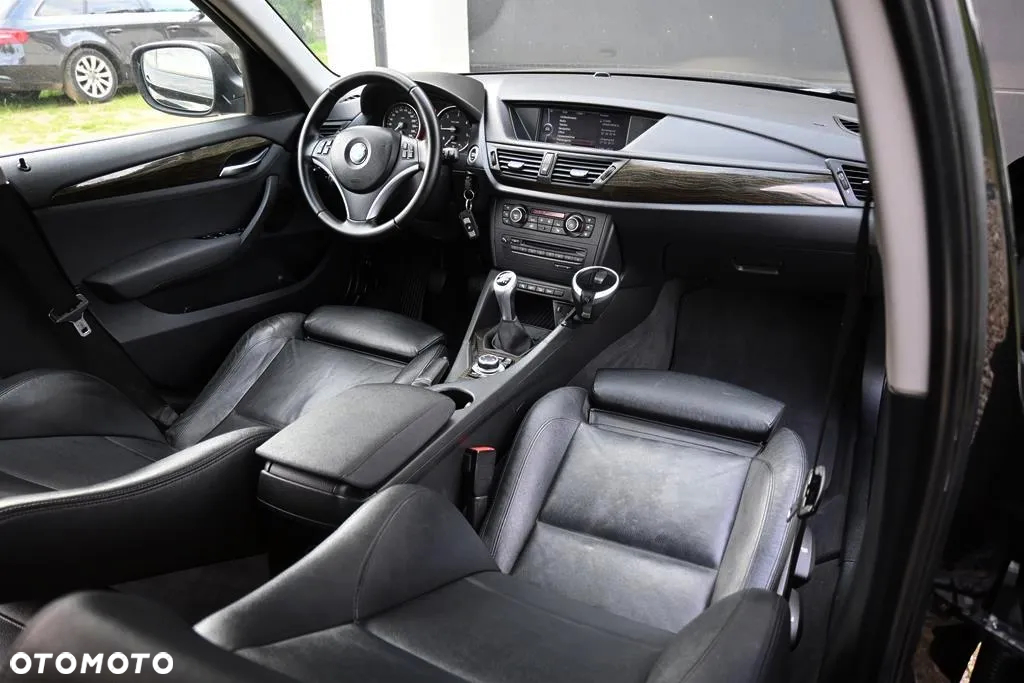 BMW X1 xDrive20d - 36