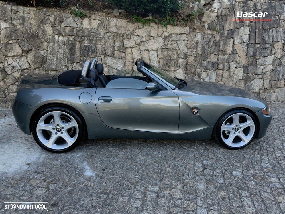 BMW Z4 2.5i - 16