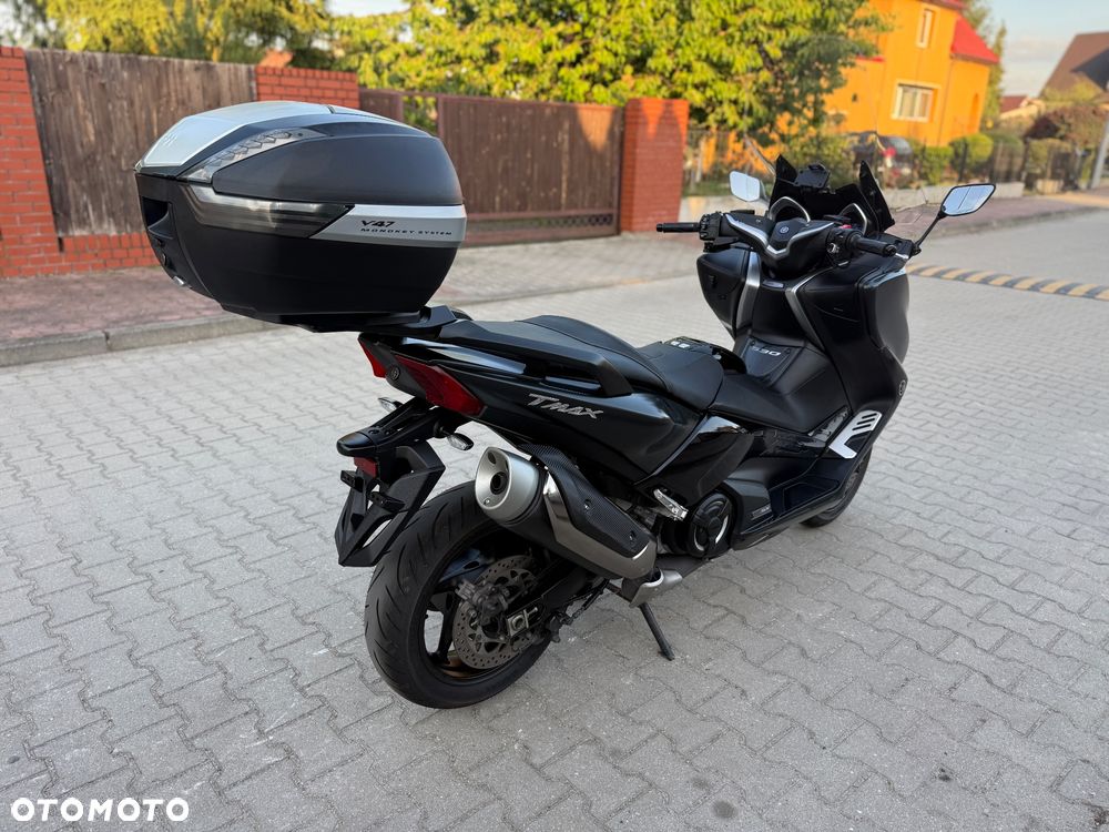 Yamaha Tmax - 13