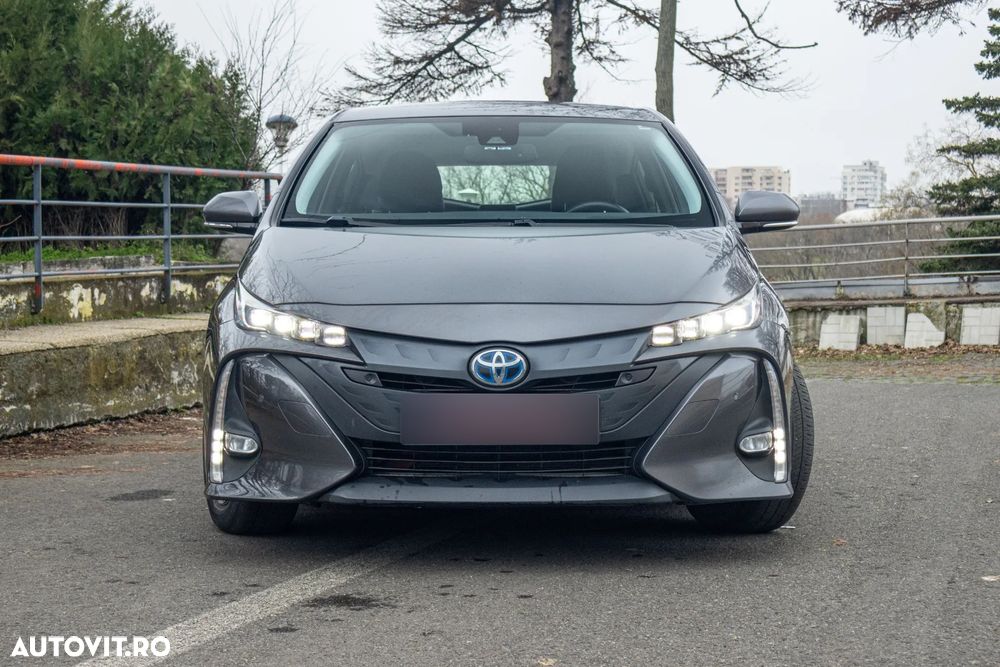 Toyota Prius - 5