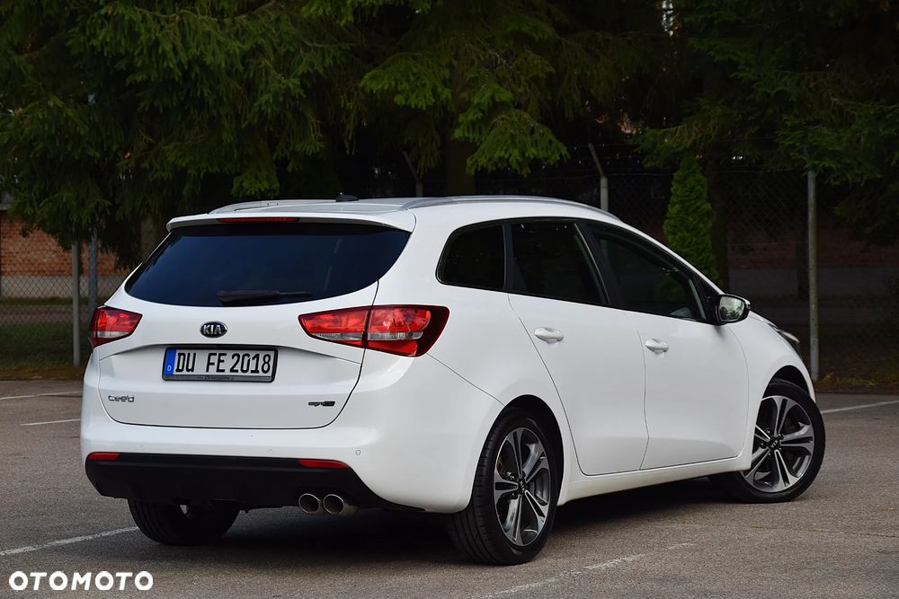 Kia Ceed 1.6 CRDi 136 DCT ISG GT Line - 20