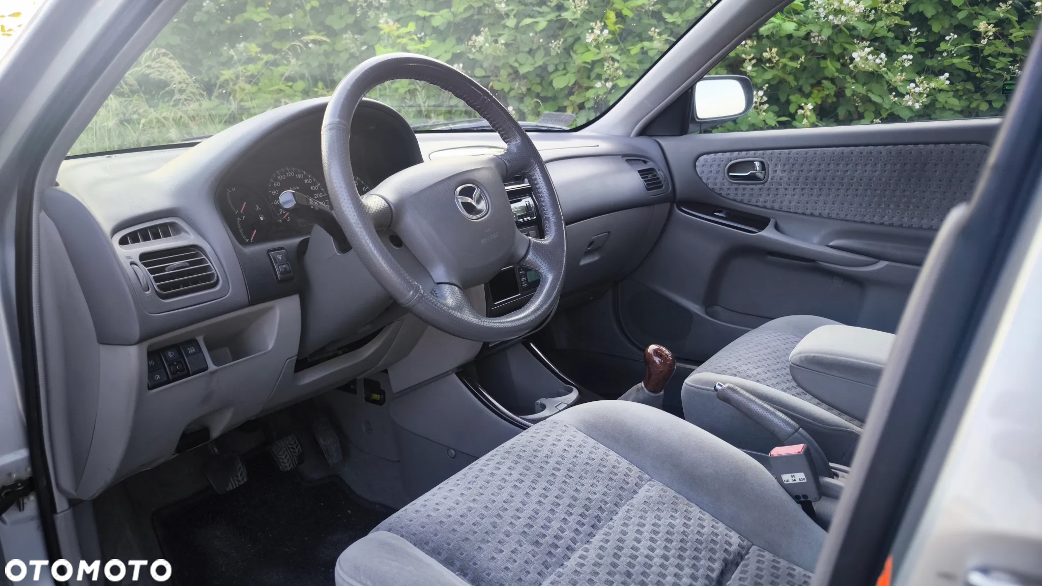 Mazda 626 2.0 - 7