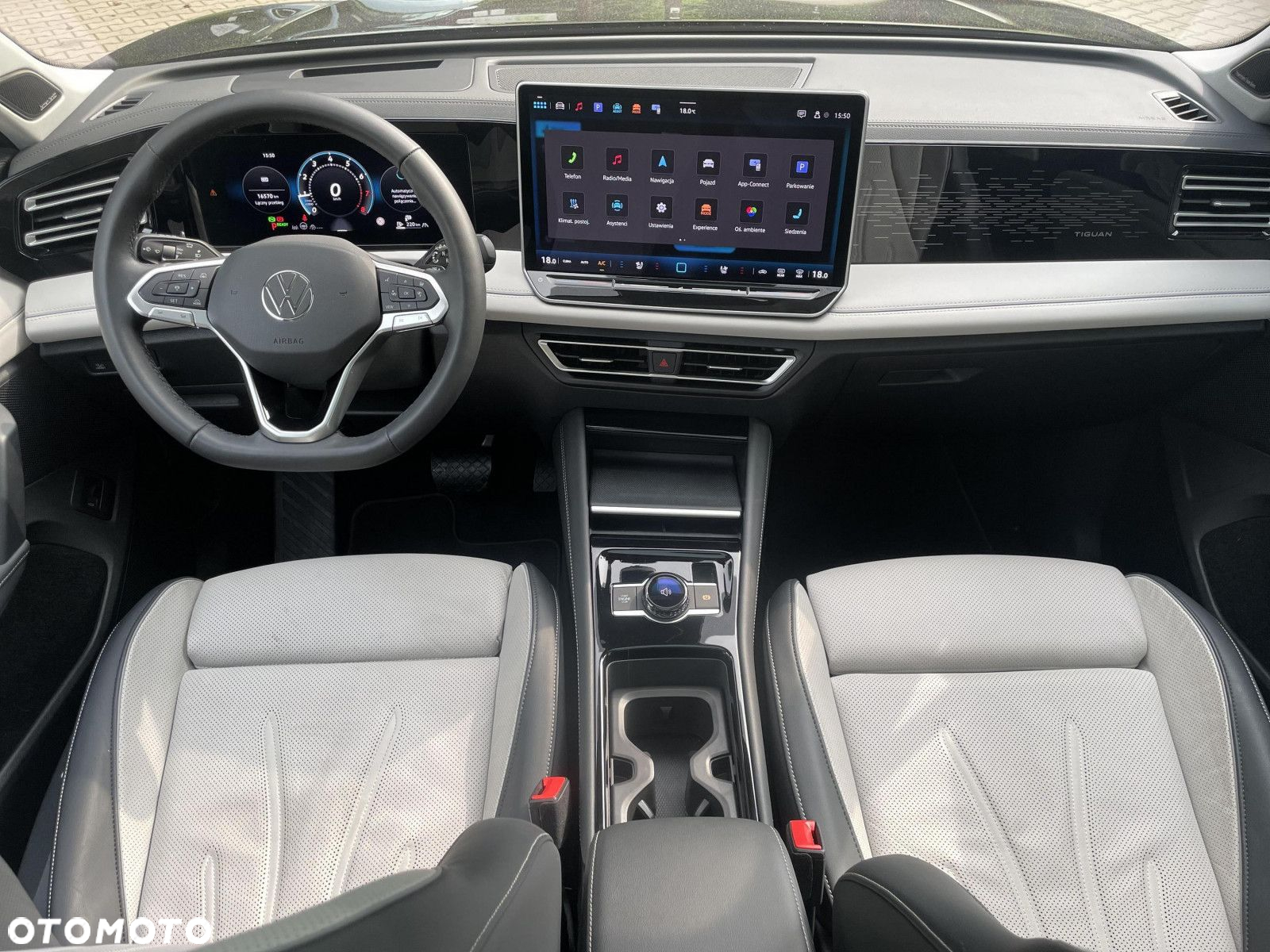 Volkswagen Tiguan - 12