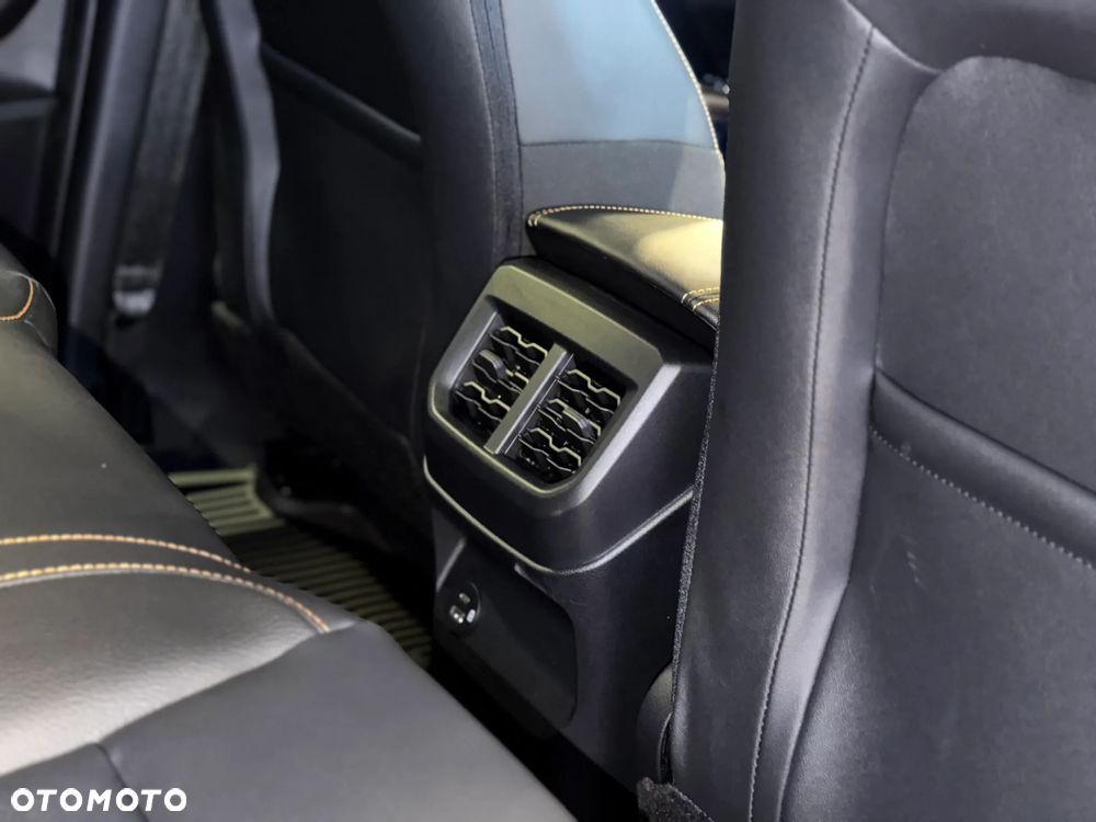 Ford Ranger Wildtrak - 38