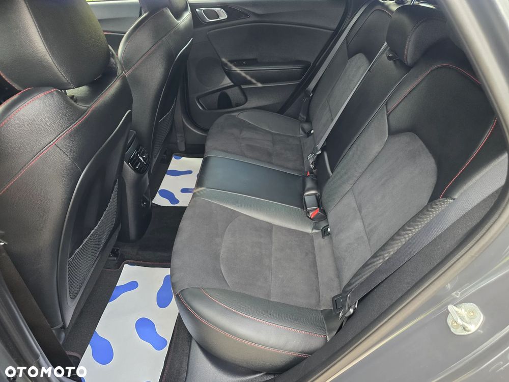 Kia ProCeed 1.6 T-GDI DCT7 OPF GT - 13