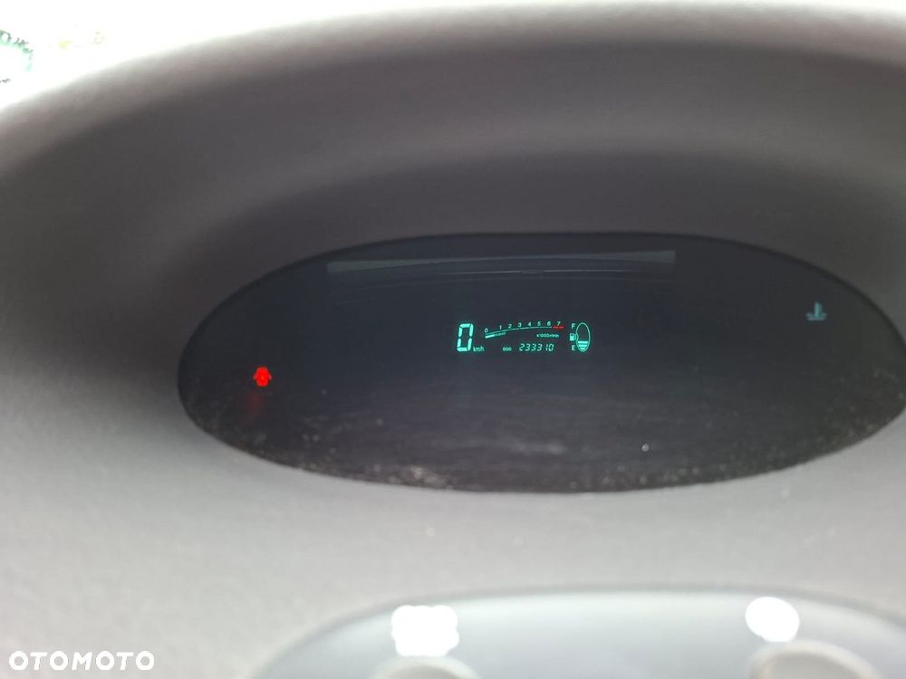 Toyota Yaris - 5