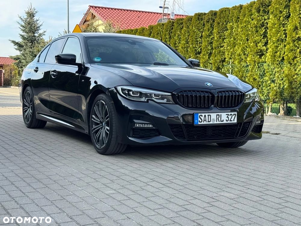 BMW Seria 3 318d Edition M Sport Shadow - 3