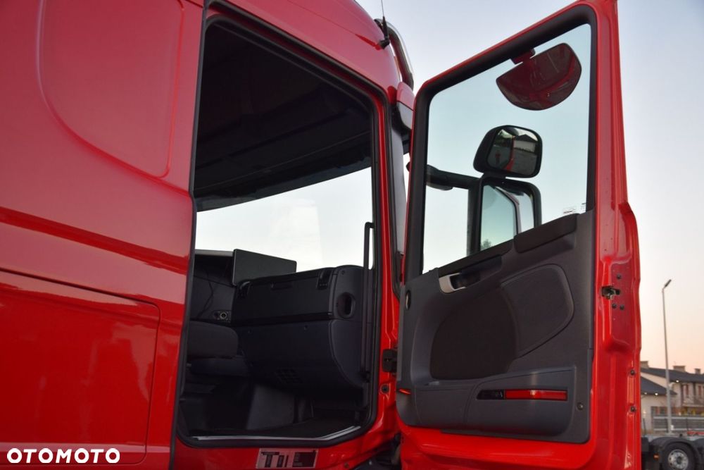 Scania R520 V8 Loglift 125S - 34