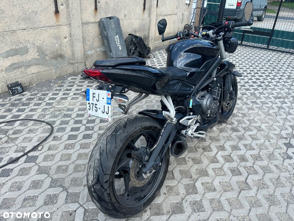 Triumph Street Triple - 7