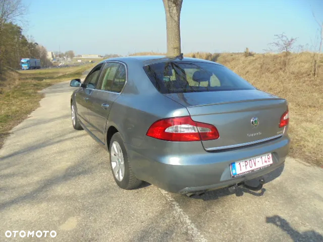 Skoda Superb 1.6 TDI Active Greenline - 4