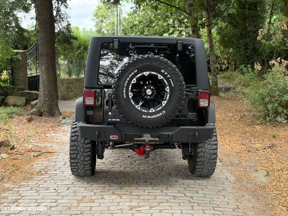 Jeep Wrangler - 32