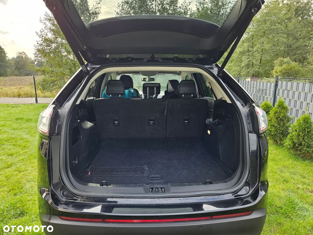 Ford Edge - 8