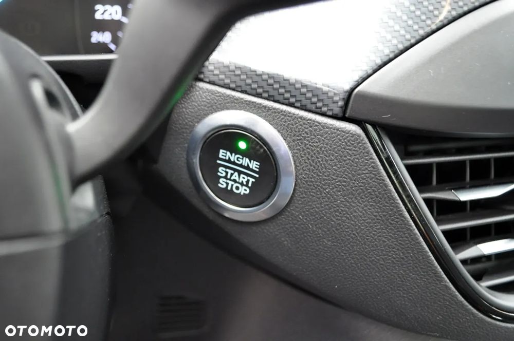 Ford Focus 1.0 EcoBoost Hybrid ST-LINE VIGNALE - 33