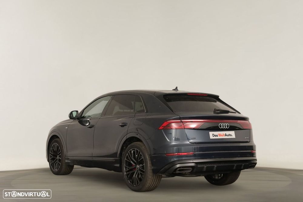 Audi Q8 55 TFSIe quattro Tiptronic - 3