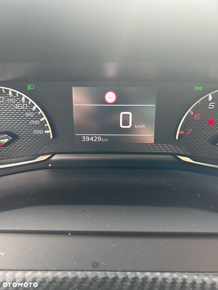 Peugeot 208 1.2 PureTech Active S&S - 11