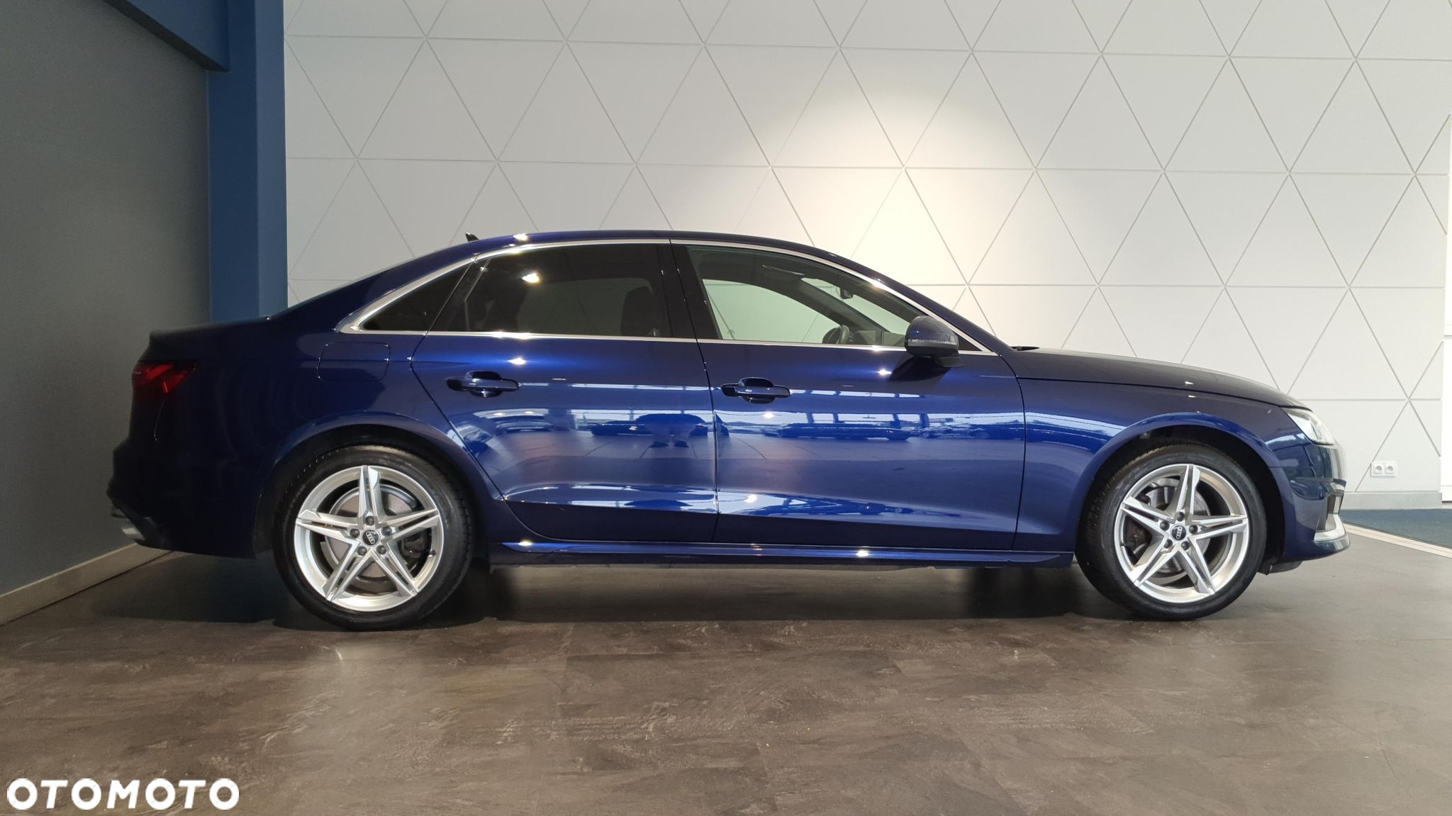 Audi A4 35 TFSI mHEV Advanced S tronic - 6