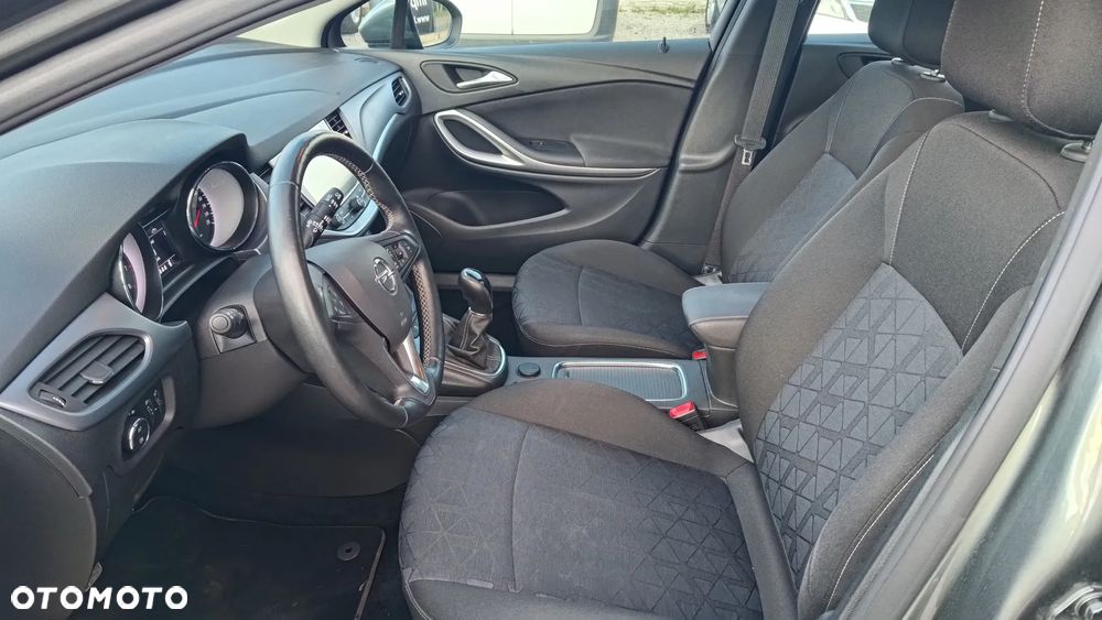 Opel Astra 1.4 Turbo Start/Stop 120 Jahre - 9