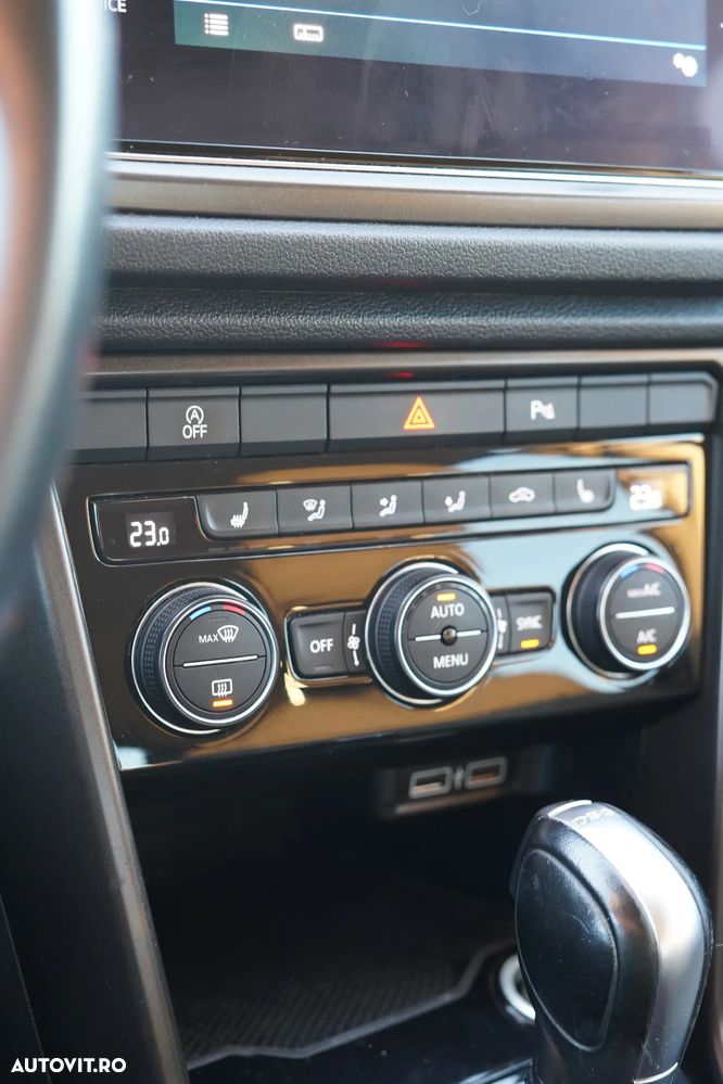 Volkswagen T-Roc 1.5 TSI DSG Sport - 23