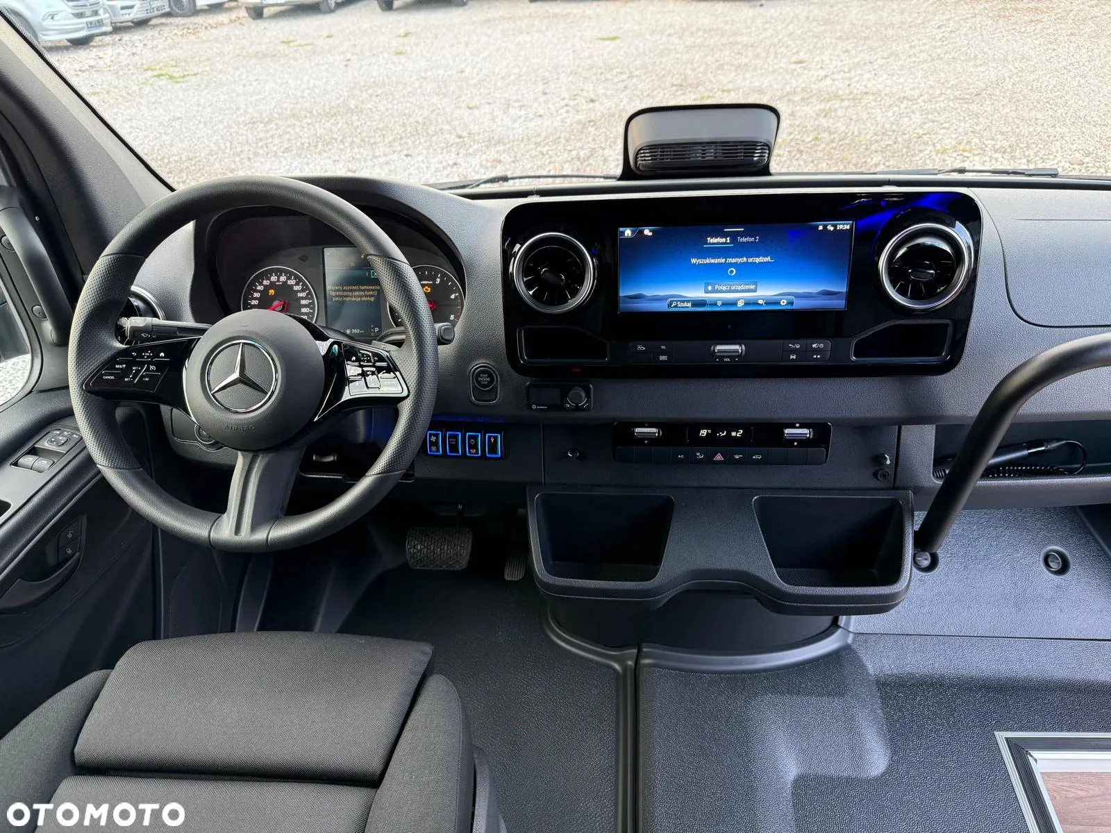 Mercedes-Benz Sprinter 519 - 15