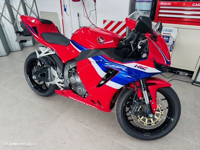 Honda CBR CBR600RR PC69 - 3