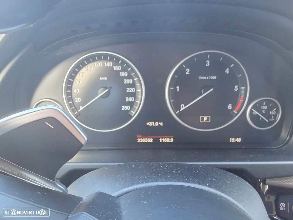 BMW X5 25 d sDrive Pack M - 4