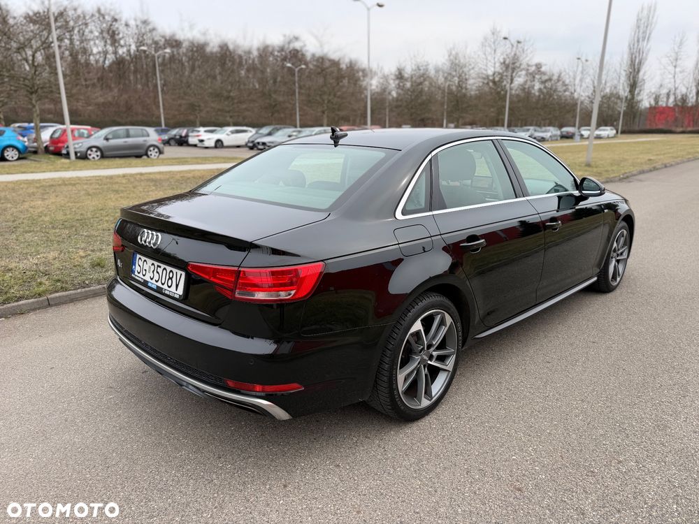 Audi A4 Limousine - 8