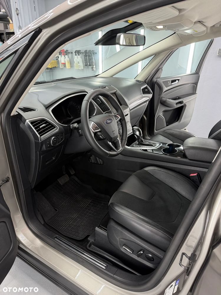 Ford S-Max 2.0 TDCi Titanium PowerShift - 7