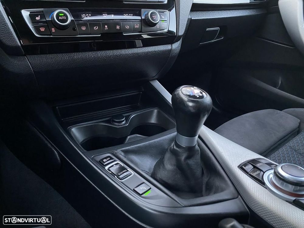 BMW 116 d Pack M - 22