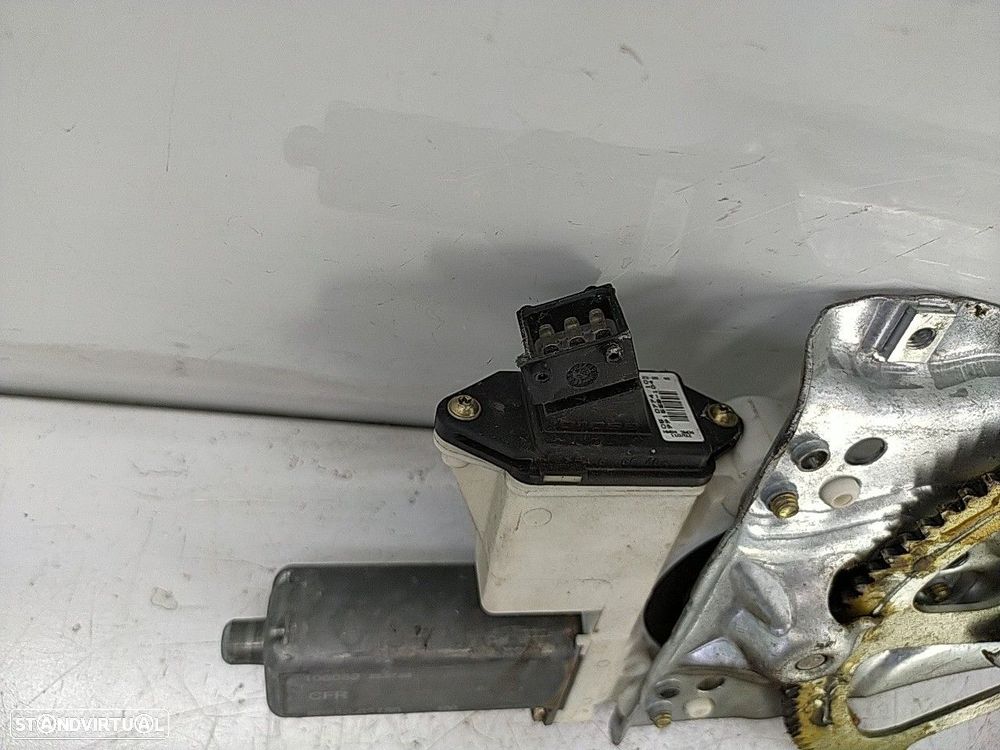 Elevador Elect Fte Dto Toyota Corolla (_E12_) - 4