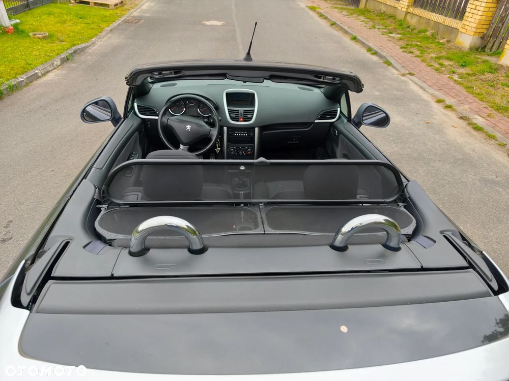 Peugeot 207 - 9