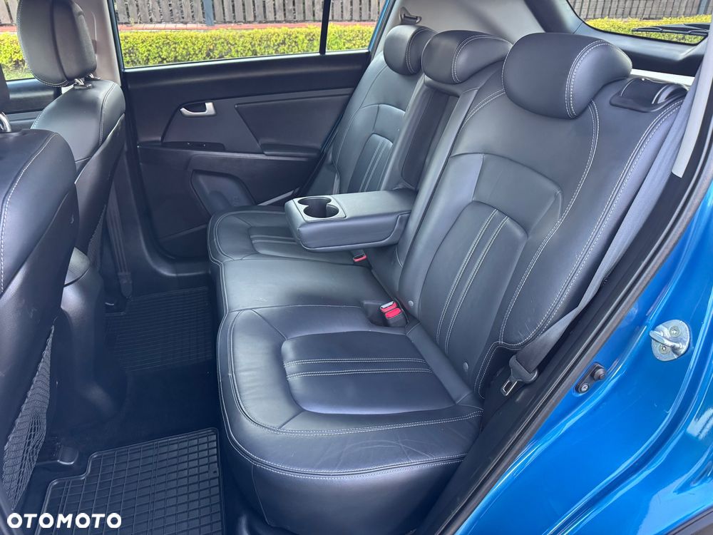 Kia Sportage 2.0 CRDI XL - 8