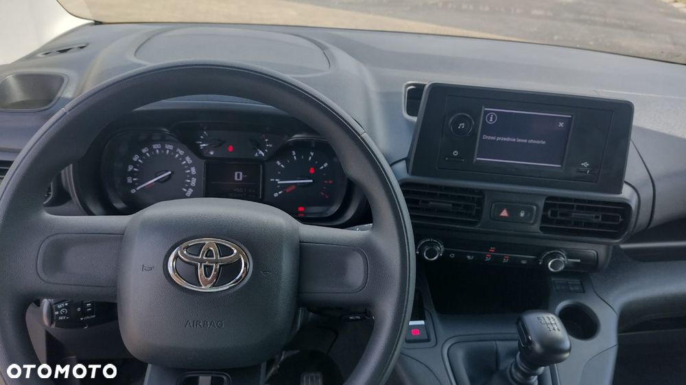 Toyota PROACE CITY L2H1 Krajowy 3 Osoby mały przebieg - 23