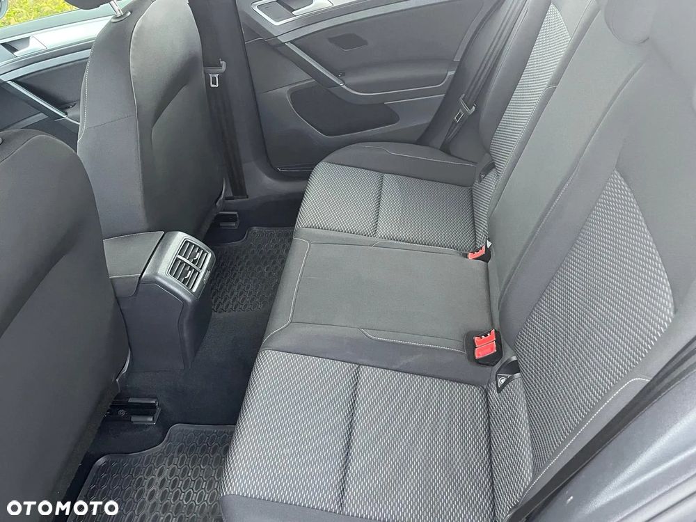 Volkswagen Golf VII 1.0 TSI BMT Trendline - 6