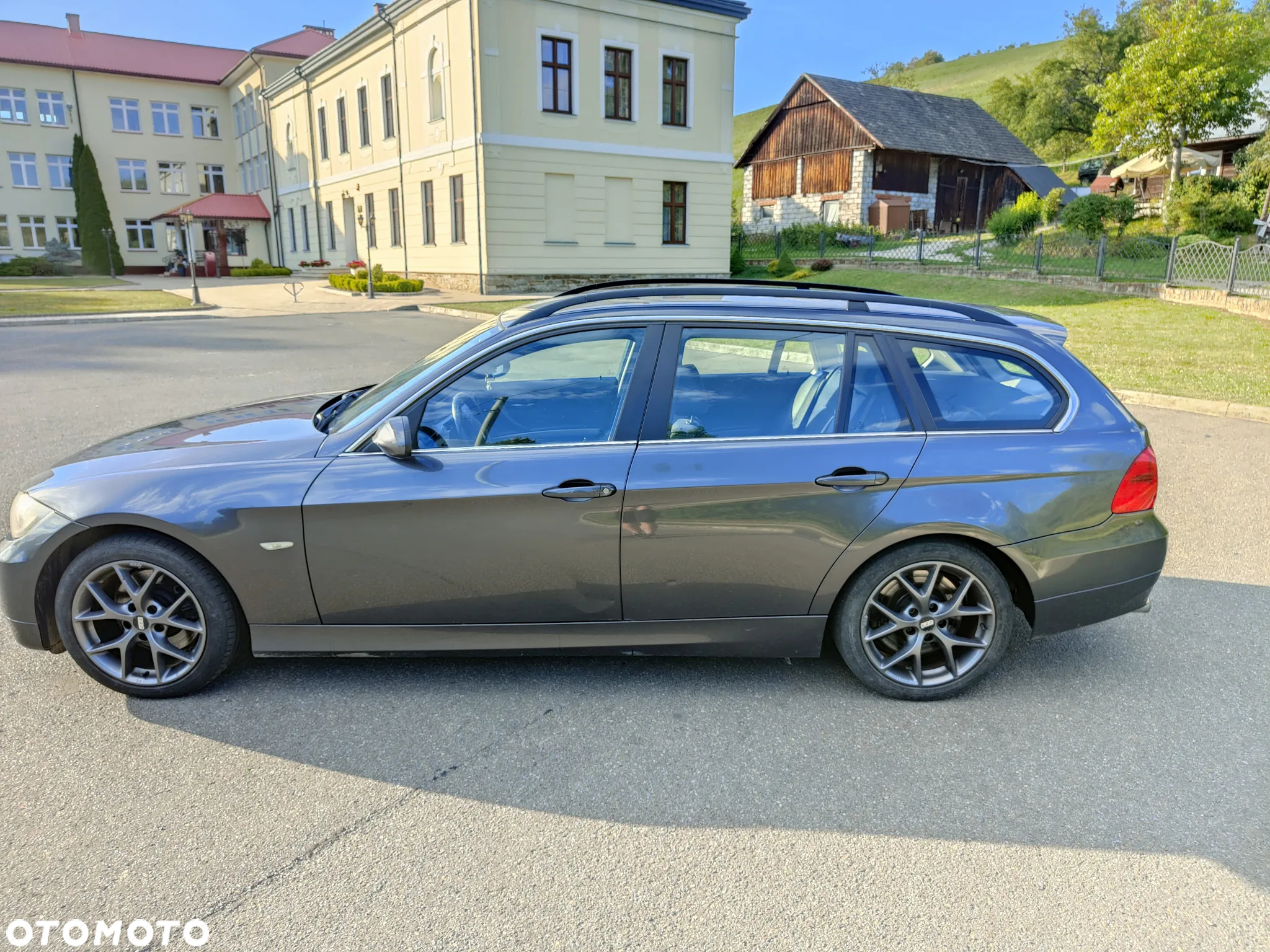 BMW Seria 3 325xi - 9