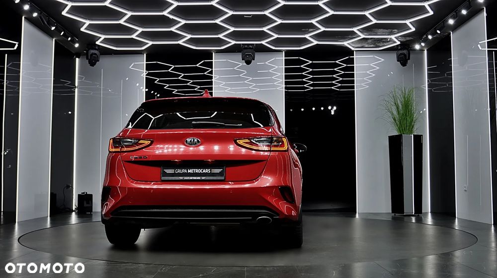 Kia Ceed 1.6 CRDi SCR M - 7