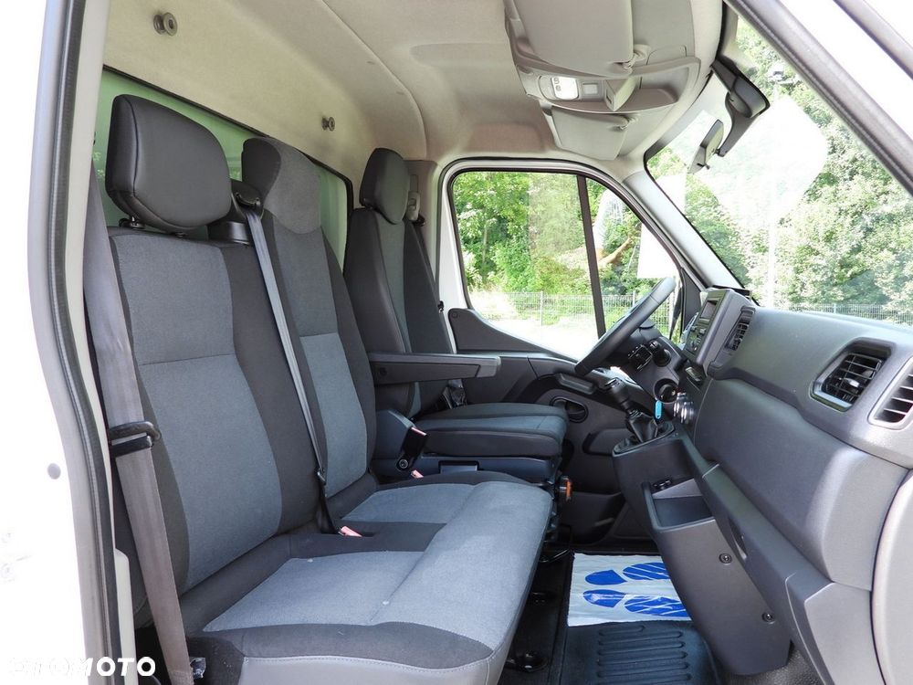 Renault MASTER KONTENER WINDA 8 PALET TEMPOMAT LEDY BLIŹNIACZE KOŁA KLIMATYZACJA  165KM - 40