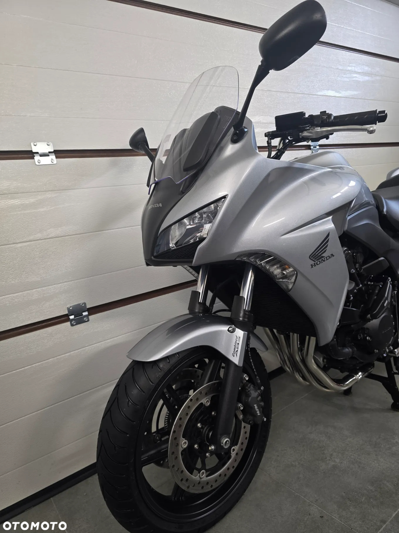 Honda CBF - 11