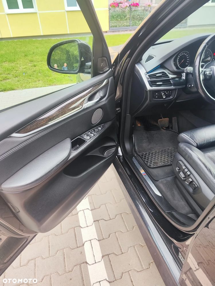 BMW X5 xDrive50i - 4