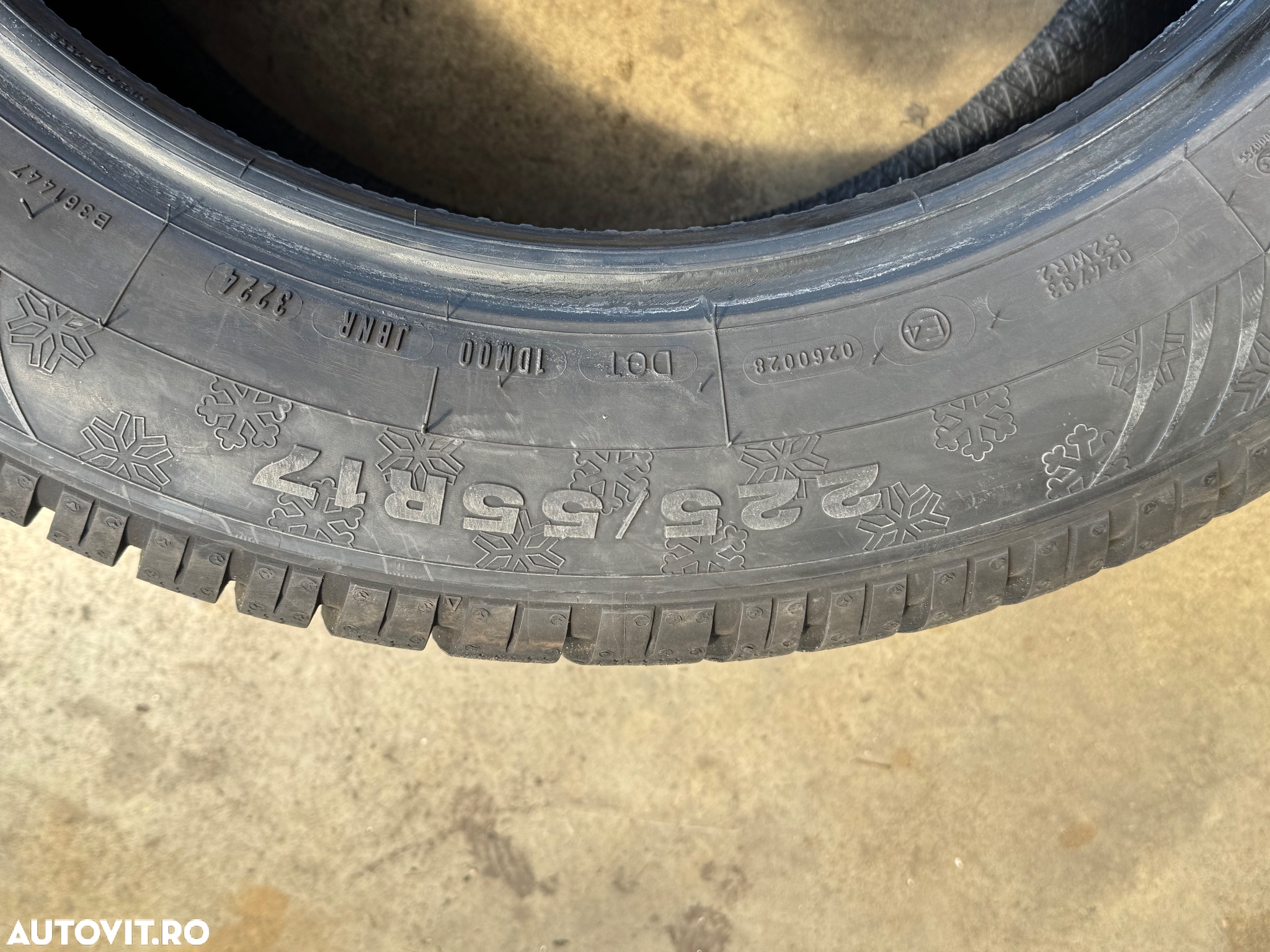 Vând 4 anvelope 225/55/17 Dunlop de iarnă ca noi - 6