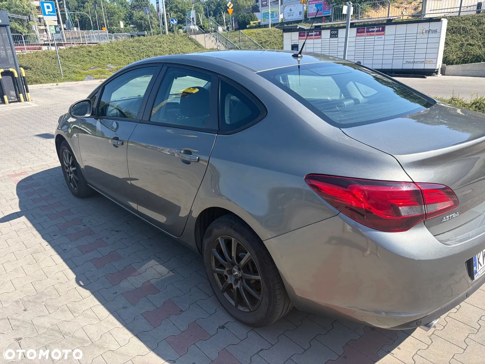 Opel Astra 1.4 T EU6 - 3