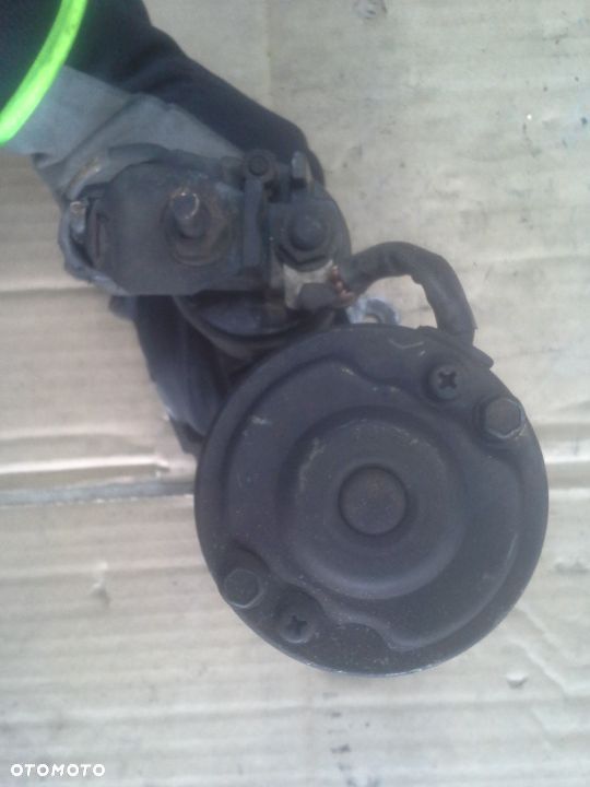 Renault Clio Kangoo 1.5 DCi rozrusznik M000T86181  8200021396 - 6