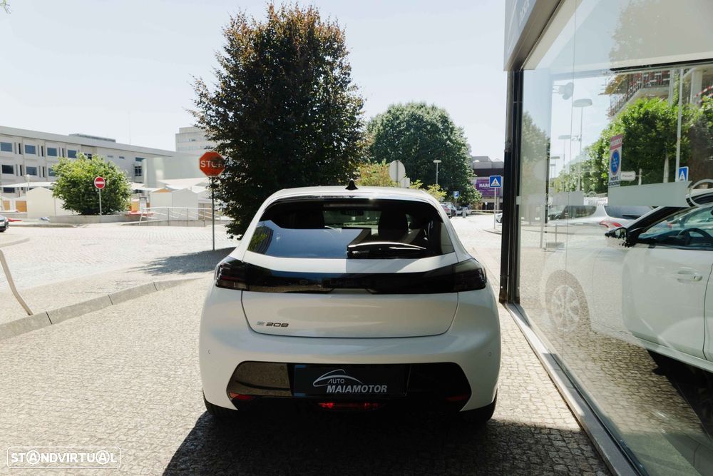 Peugeot e-208 50 kWh Allure - 16