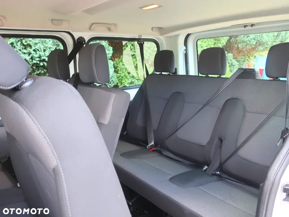 Renault Trafic - 13