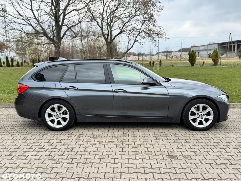 BMW Seria 3 320i Sport-Aut Sport Line - 9